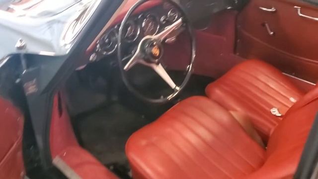 PCARMARKET Auction: 1962 Porsche 356B 1600 Super Sunroof Coupe смотреть онлайн