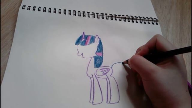 как рисовать твайлайт спаркл-алекорн смотреть онлайн