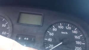 Renault Logan сколько литров бензина в баке? Как узнать?