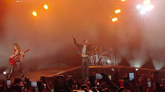 Maneskin - Honey ( Are You Coming? ) Live At Sports Palace México 2023