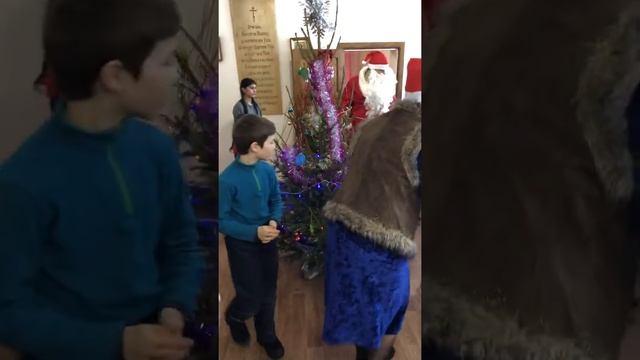 Пришествие Деда Мороза на Рождество в воскресной школе смотреть онлайн