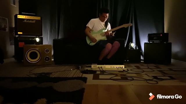 Fender Performer Stratocaster US смотреть онлайн