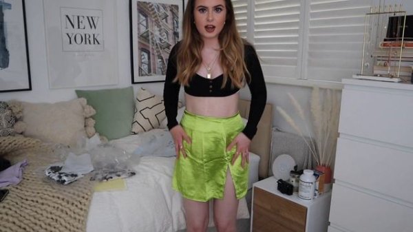 TRYING CLOTHES I'D NEVER WEAR #3! |Motel Rocks try on haul August 2020 TikTok aesthetic petite styl