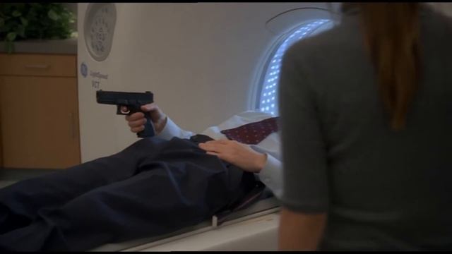 Diagnosis at Gunpoint | House M.D. | MD TV смотреть онлайн