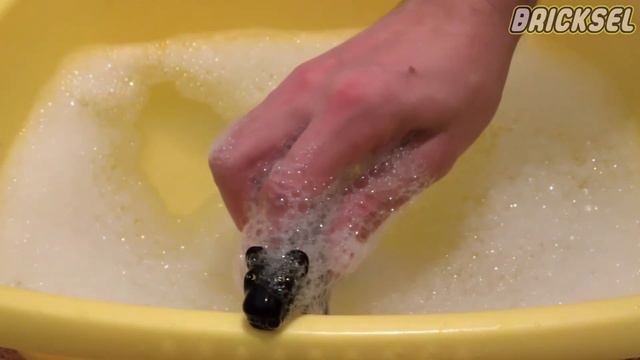 Угадай Кто Купается? Часть 1. (Guess Who Bathes?) смотреть онлайн