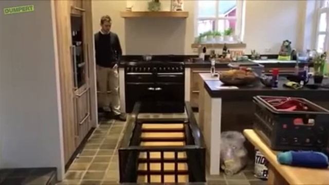 Складывающаяся лестница в подвал смотреть онлайн