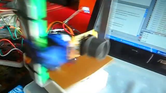 Navigation of camera using Java Serial API to arduino смотреть онлайн