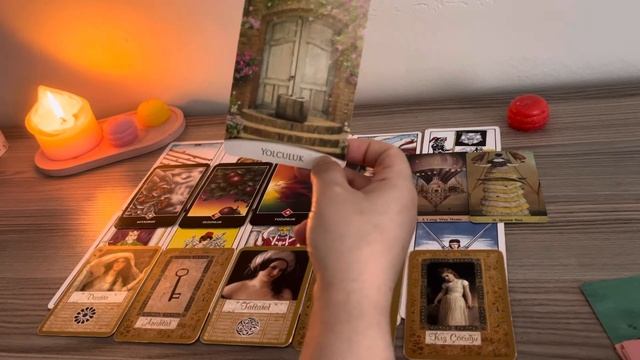 Kiminle Evleneceğim? Kısmetimdeki Kişi Kim? Deste Seç Tarot Okuması смотреть онлайн