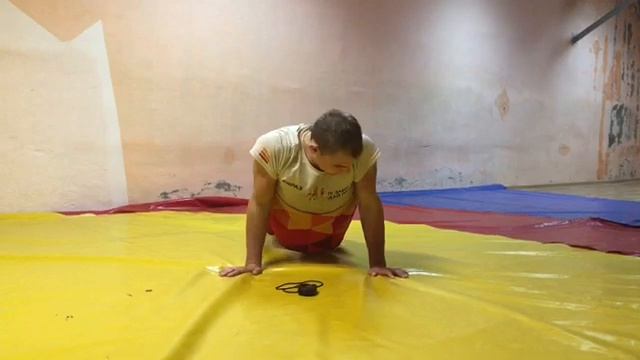 СТАТИКА И ОТЖИМАНИЕ смотреть онлайн