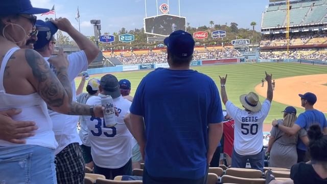 Summer Vacation 2021! (Dodger Game) смотреть онлайн