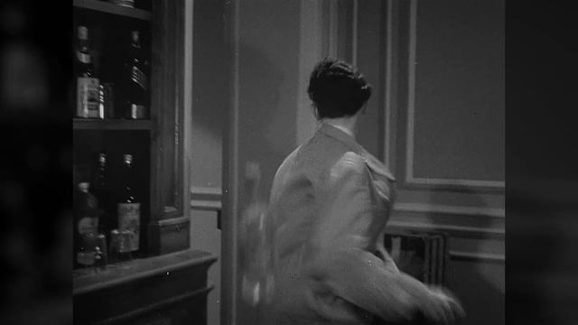 [КиноГИДонизм] Глубокой ночью (1945) смотреть онлайн