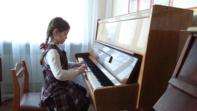 Вика Колесихина "На даче" смотреть онлайн