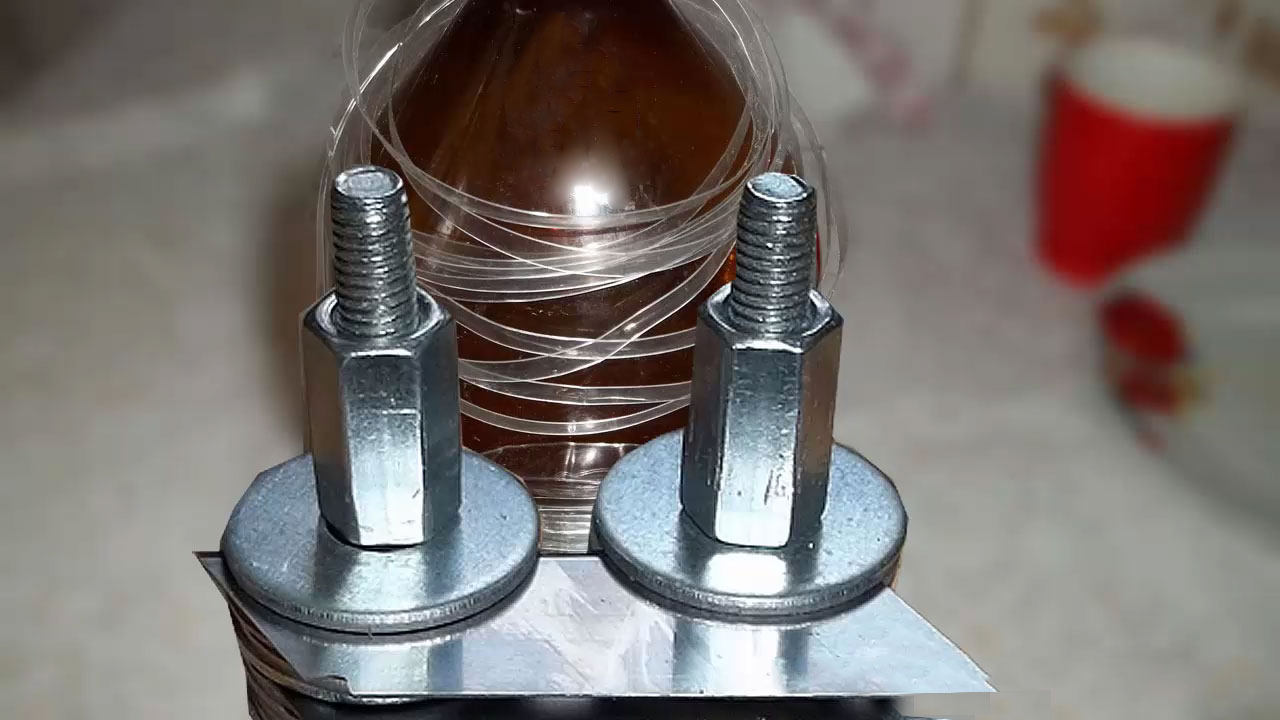 Регулируемый бутылкорез для ПЭТ бутылок смотреть онлайн