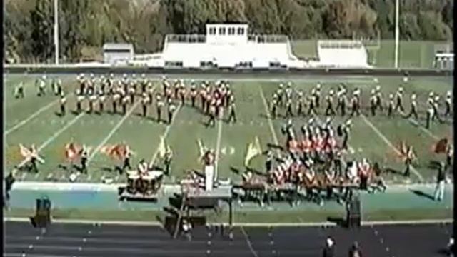 Fort Madison High School Bloodhound Marching Band "Stages" смотреть онлайн