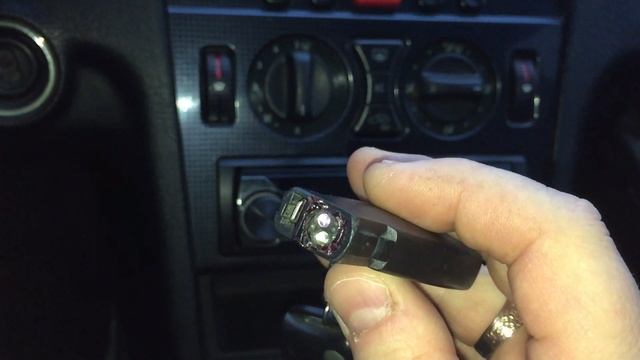 Mercedes-Benz С200 хитрости с ключями рыбка смотреть онлайн