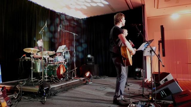 Johnny Jukebox Overdrive - i wont give up (HD Akustik ) смотреть онлайн