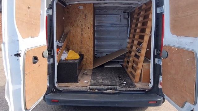 Ek12awy 2012 RENAULT TRAFIC SWB DIESEL SL27dCi 115 (Sat Nav) Van Euro 5 смотреть онлайн