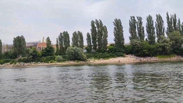 Разходка и Риболов по Река Дунав с Надуваема Моторна Лодка смотреть онлайн