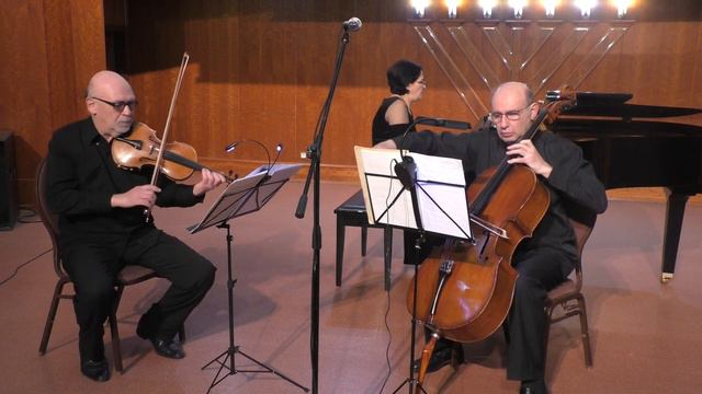 Ф Шуберт Октет 2 часть.Переложение для трио. смотреть онлайн