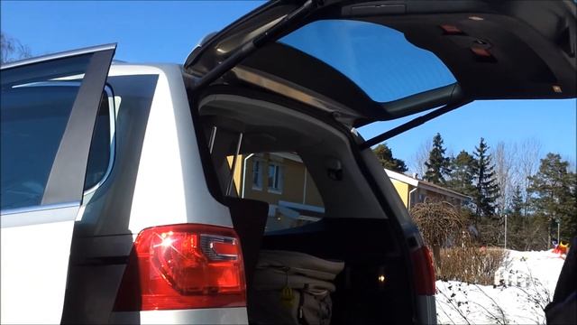 Seat Alhambra Test av Elskjutdörrar och Elbaklucka смотреть онлайн
