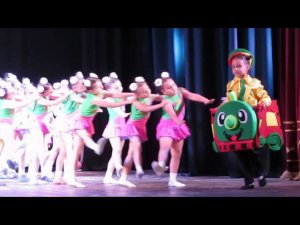 Танец «Паровоз букашка» 2.0  Группа «Лапушки». Ансамбль «Огоньки». Репетиция концерта