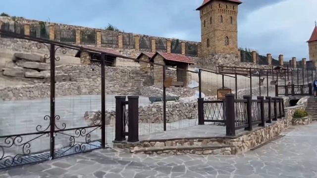 Это видеоблог! Парк Лога, прогулка, быстрый обзор 2022год смотреть онлайн