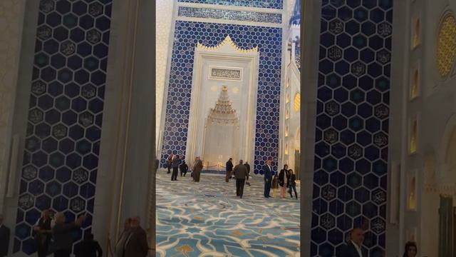 Масчиди калон дар истанбулда 110 хазор одам смотреть онлайн