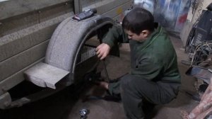 Замена ступичных подшипников на прицепе.
