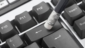 КЛАВИША «Bаскsрасе»