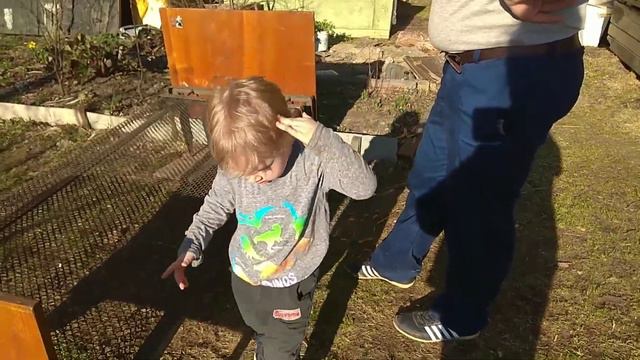 Самый лучший батут - это кровать! смотреть онлайн