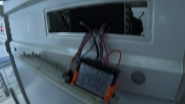 Замена контроллера в холодильной камере Polaris. смотреть онлайн