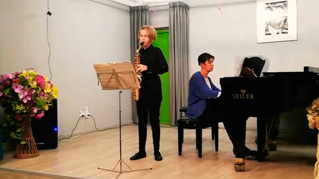 Потехина Маша (саксофон) 12 лет. А.Браю- "Карусель". смотреть онлайн