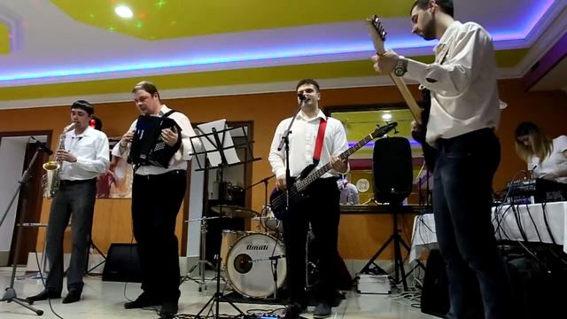 Кавер группа Три-Четыре!!! - Свадебный промо ролик смотреть онлайн