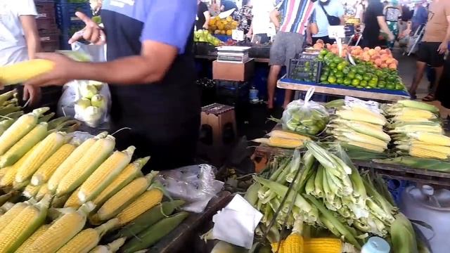 Базар в Коньяалты. Цены шокируют! Клубника в сентябре. смотреть онлайн