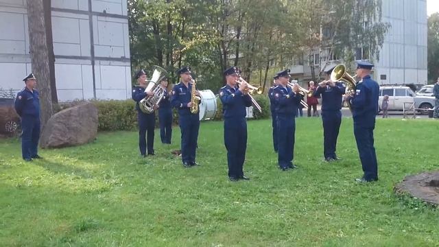 храм Александра Невского, г. Псков, престольный праздник. Военный оркестр смотреть онлайн