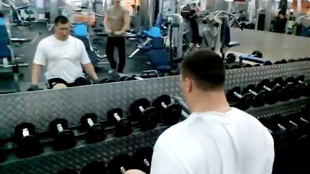 Махи в стороны объем легко - 4й подход 8кг от 30.01.2013 смотреть онлайн