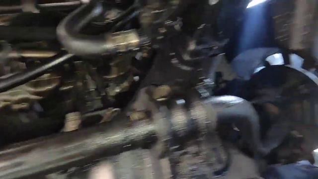 Mercedes Benz Ute - Major Oil leaks sorted with repairing the damage hose. смотреть онлайн