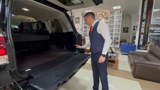 2018 Toyota Land Cruiser 82.000 USD - AutoDealerPlaza.com смотреть онлайн