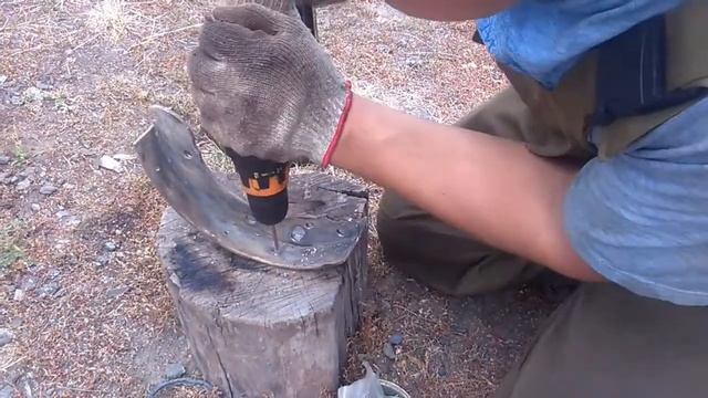 ГАЗ 3302. Как переклепать задние колодки на ГАЗель? Простой способ за 10 мин на "коленке". В одного смотреть онлайн