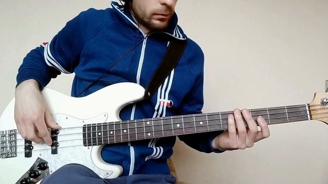 Bass Guitar Tab Lesson: Star Wars - The Imperial March смотреть онлайн