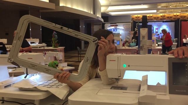 Janome Memory Craft 550E Overview смотреть онлайн
