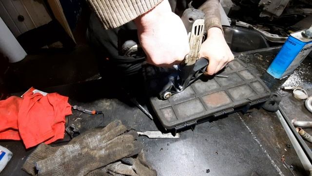 Lada Vesta 2018 год Педаль сцепления ремонт... смотреть онлайн