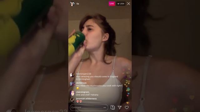 Lia Marie Johnson’s favourite drug смотреть онлайн