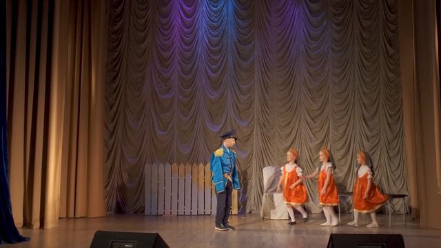 Театральная студия "Хамелеон" спектакль "Вовка в тридевятом царстве". смотреть онлайн