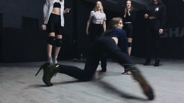 Vogue | Shake It Students. Freestyle | Florian Meindl - Egyptian Storm смотреть онлайн