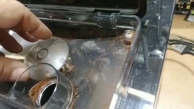 Polaris PACM2060 как правильно использовать машину в работе с помолотым зерном. смотреть онлайн