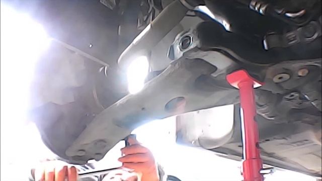 Volvo S40 MK2 Replacement front lower arm смотреть онлайн