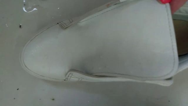 Чем отмыть белую обувь, лайфхак смотреть онлайн