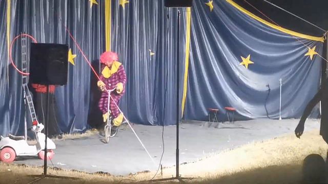 Cirkus Rivali смотреть онлайн