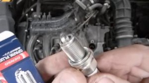 Обзор замены свечей зажигания ВАЗ 2110-2112 16V